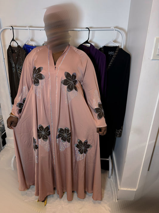 Abaya brodé aux perles🤎