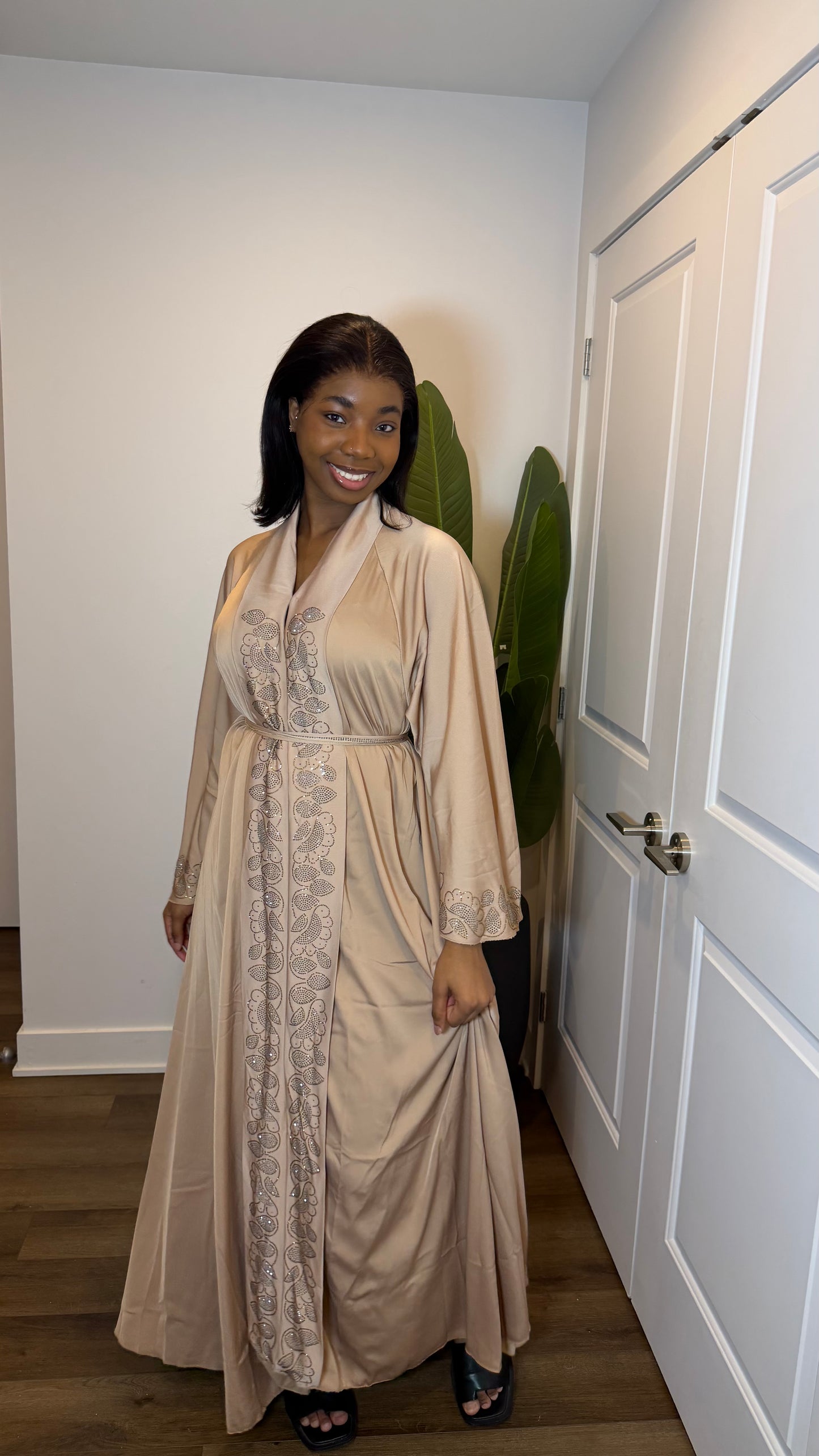 Naya abaya