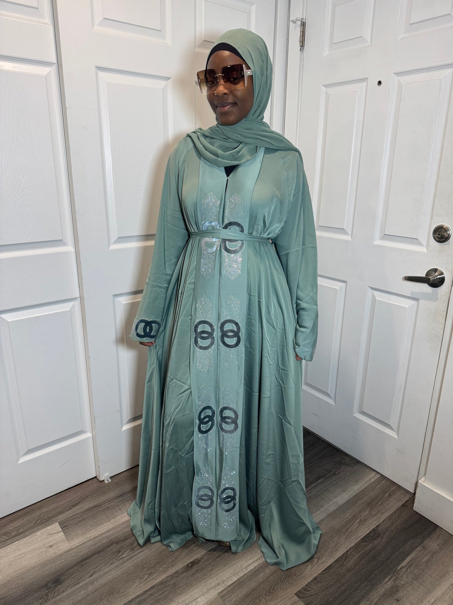 Abaya brodé perlée