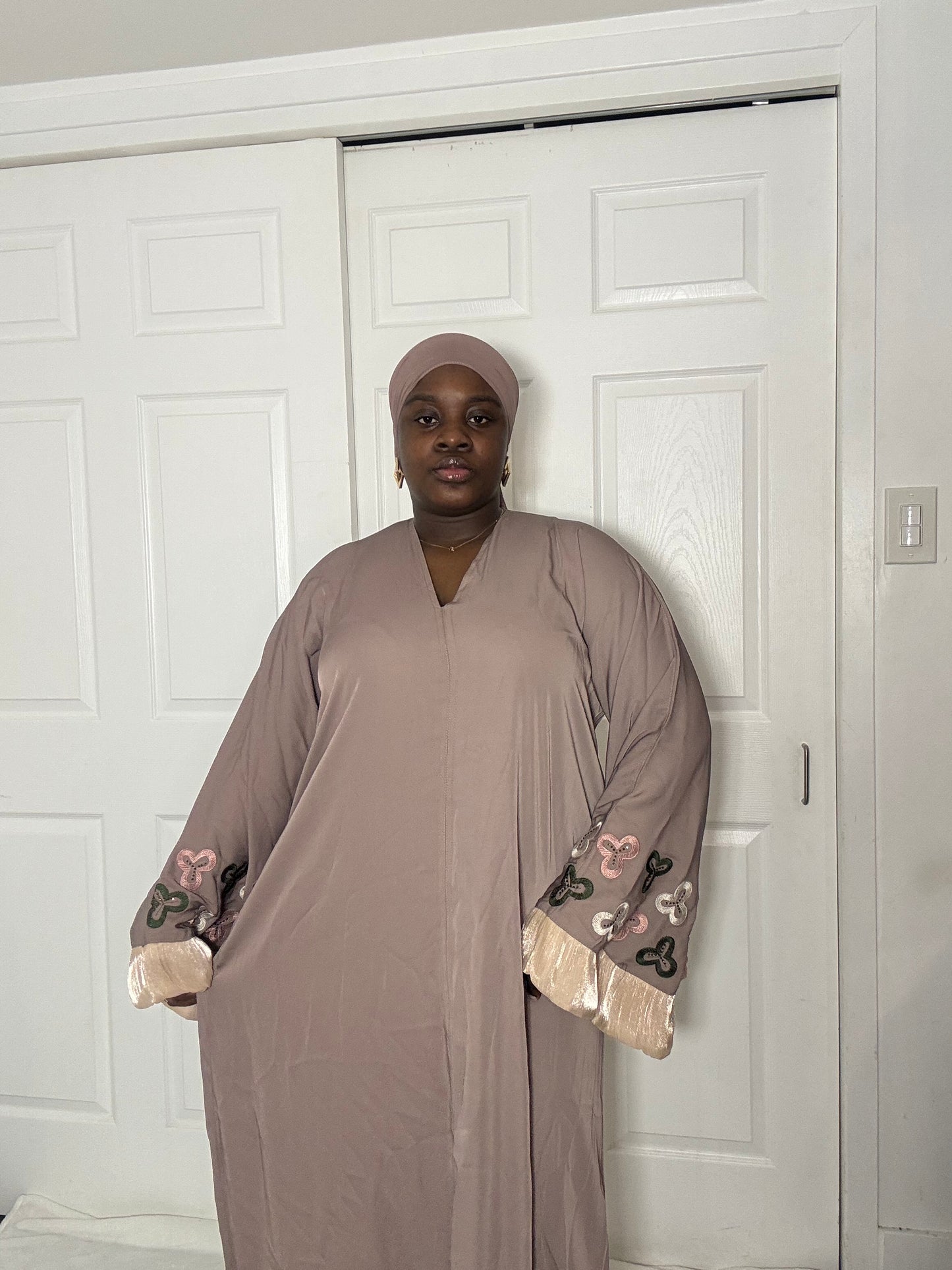 Abaya brodé