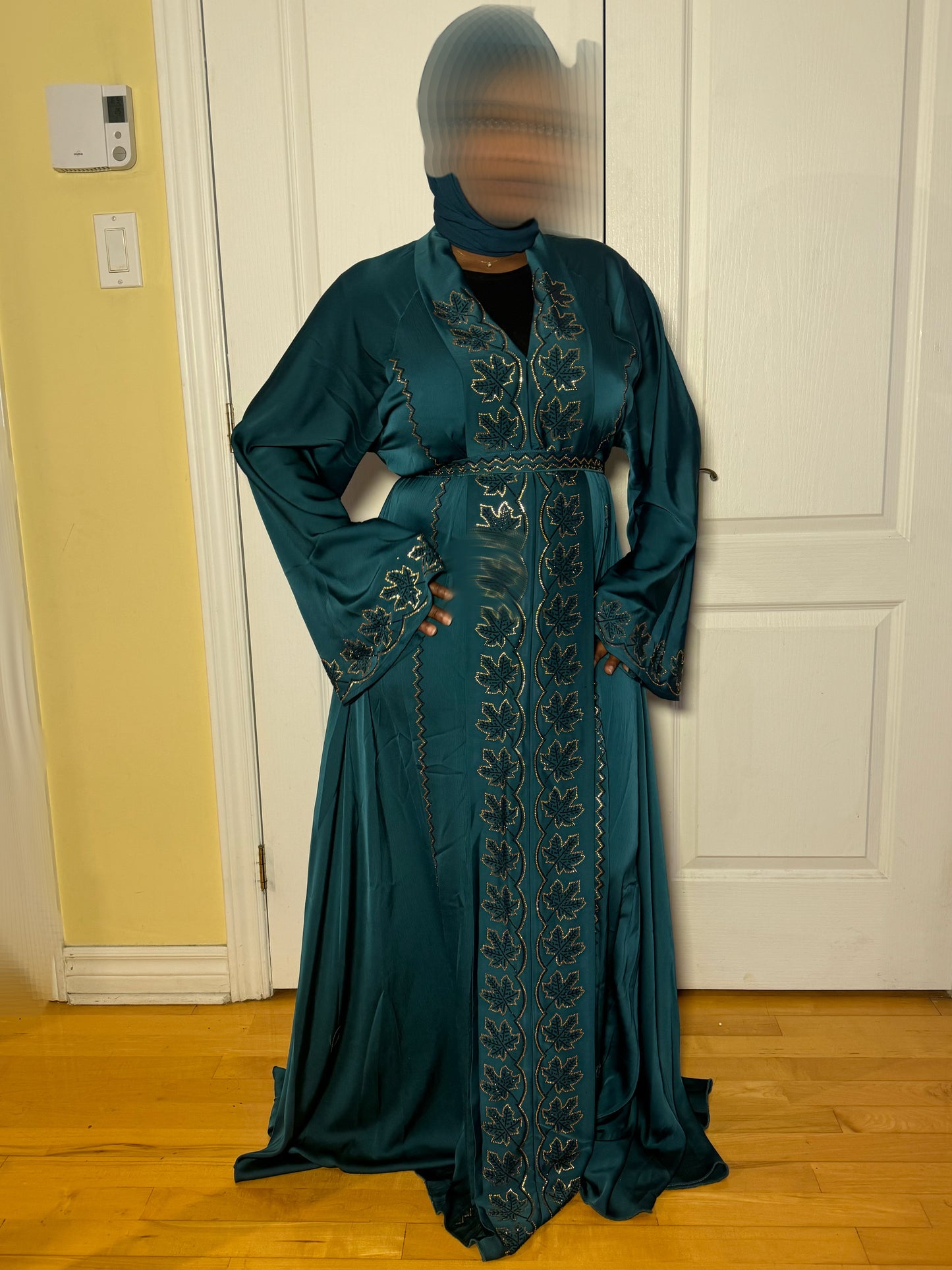 Abaya Doubaï perlée